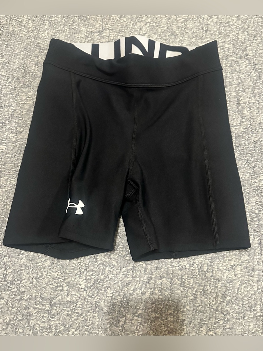 EUC Under Armour Women’s Black Compression Padded Softball Bike Shorts—XS